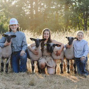 Meet your Posher, Shehlee